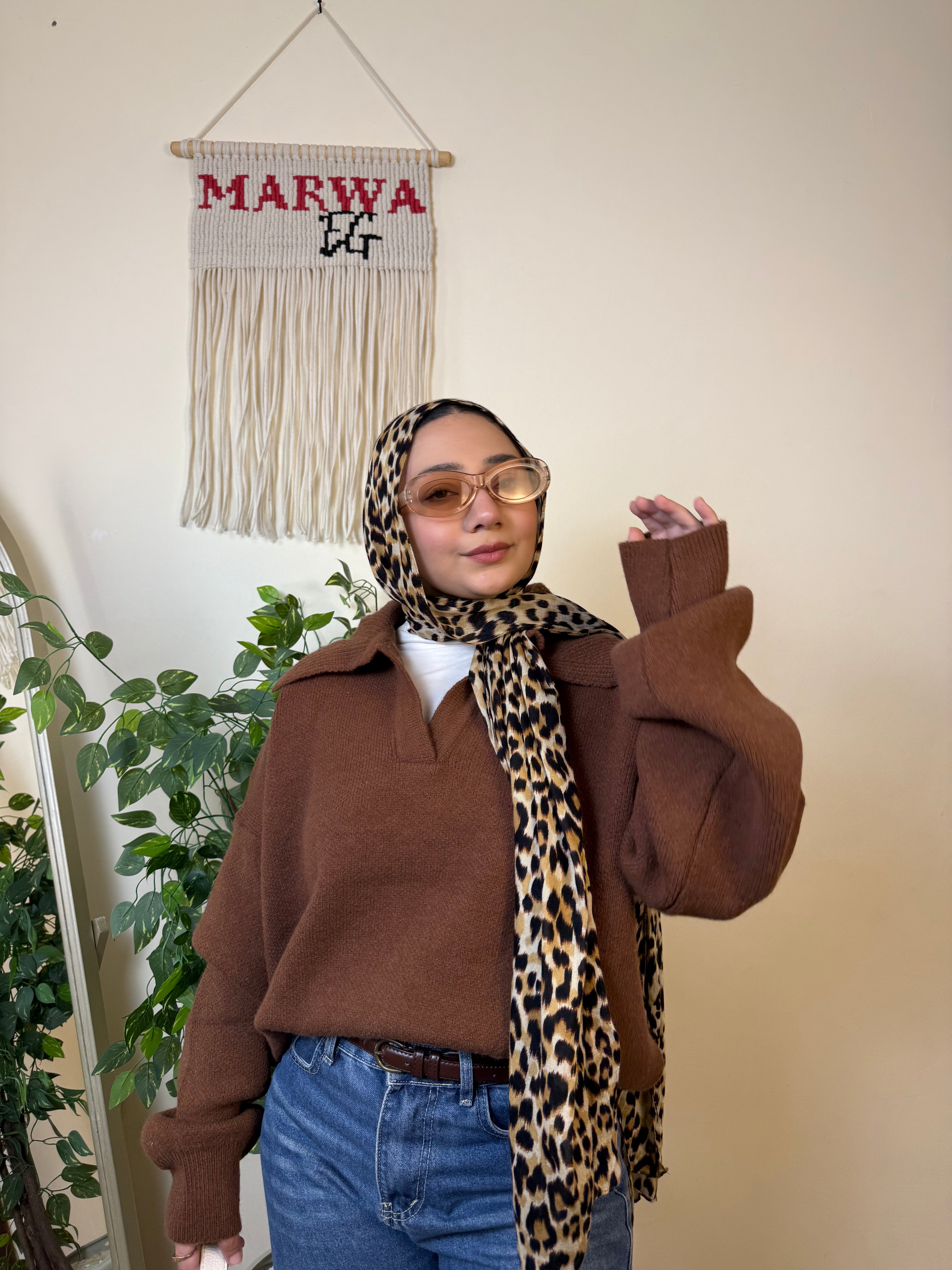 بلوفر بياقة صوف