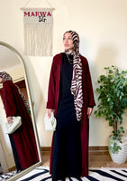 عباية مفتوحة