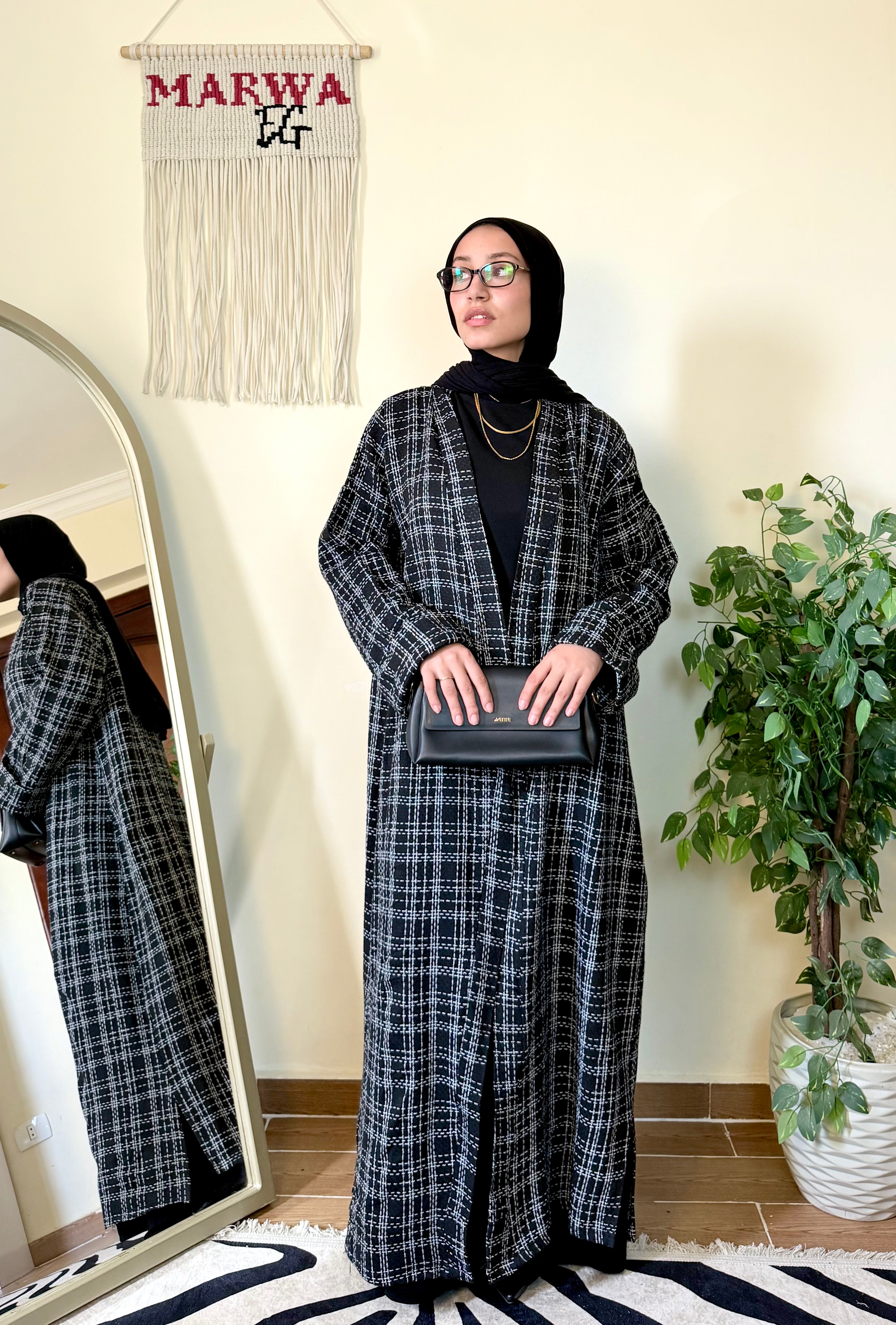 عباية جديدة